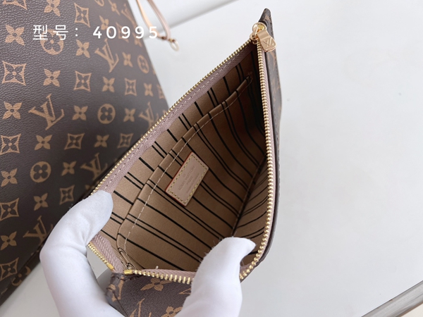 ルイヴィトンバッグ角部分ディテール